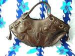 high quality handbag manufacturer supplies imitation leather handbag with abstract designed stitching