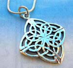 Wholesale religious jewelry manufacturer supplies Silver celtic knot motif fashion pendant 